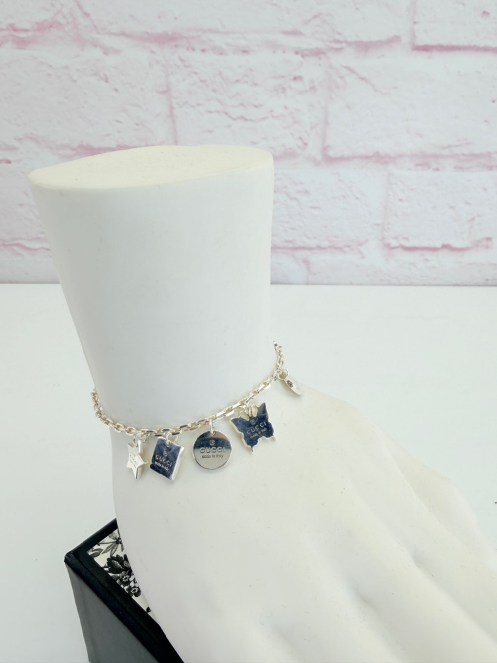 Gucci Trademark Heart Charm Sterling Silver Bracelet - Picture 5 of 12